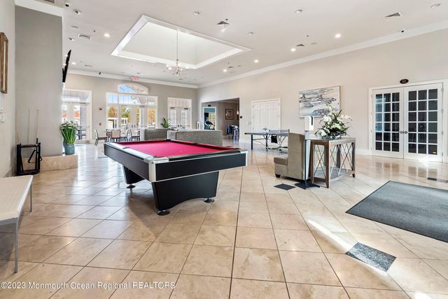 86 Deepwater Circle, Manalapan, NJ 07726