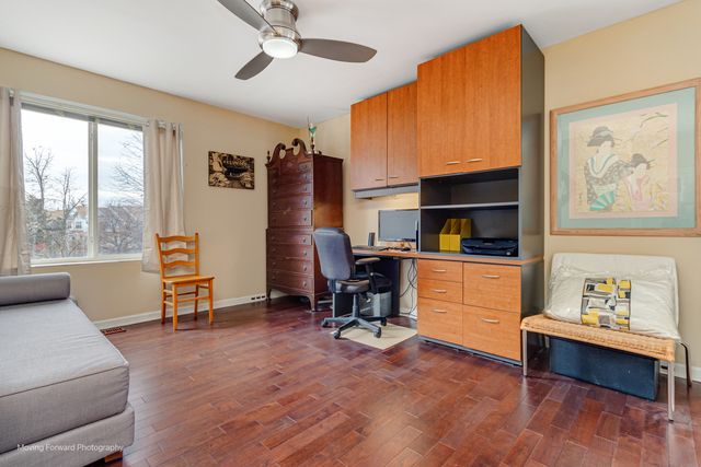 1141 Delta Court, Elgin, IL 60123