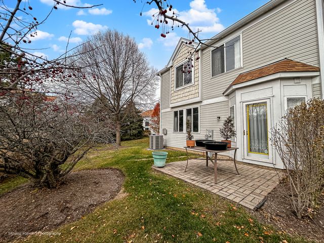 1141 Delta Court, Elgin, IL 60123