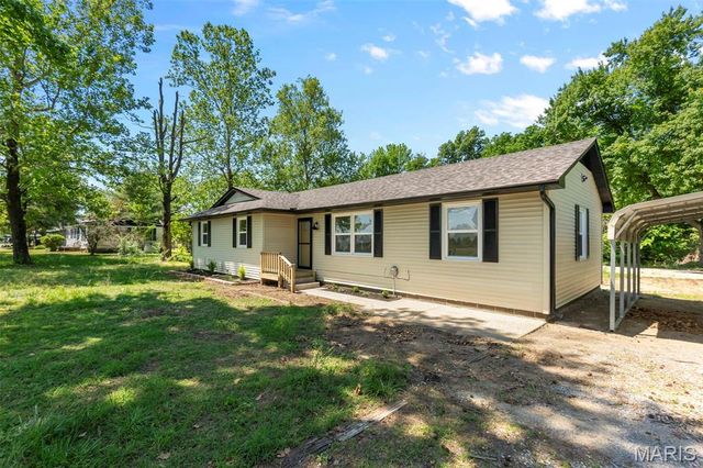 2047 State Highway H, Sikeston, MO 63801