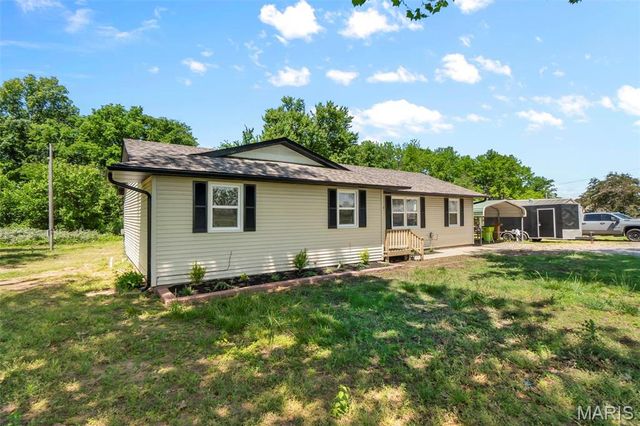 2047 State Highway H, Sikeston, MO 63801