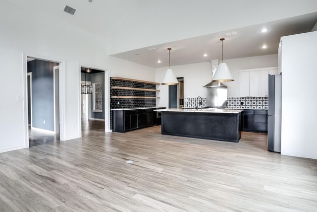 5908 112th Street, Lubbock, TX 79424