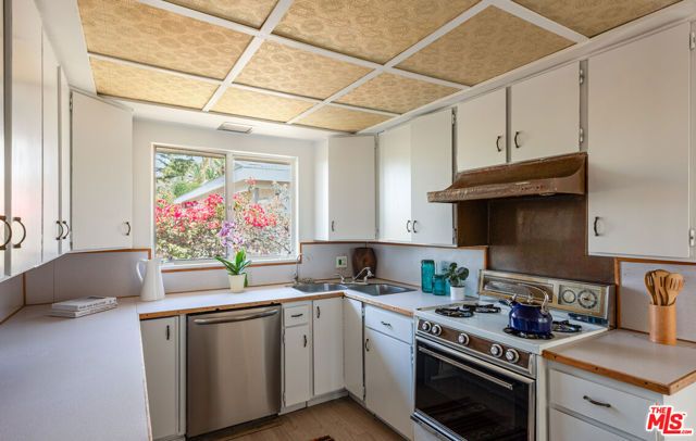 1500 Hill Drive, Los Angeles, CA 90041