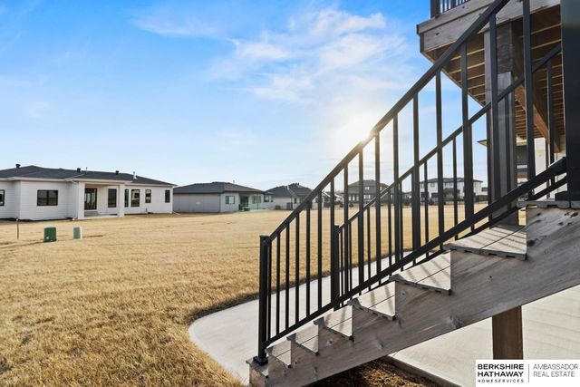 21103 Atwood Avenue, Elkhorn, NE 68022