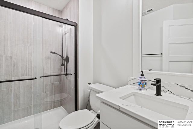 21103 Atwood Avenue, Elkhorn, NE 68022