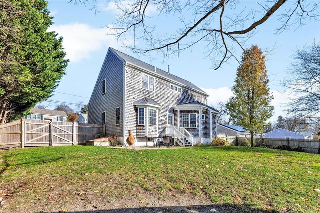 6 Dexter Avenue, Sandwich, MA 02563