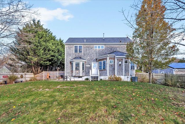 6 Dexter Avenue, Sandwich, MA 02563