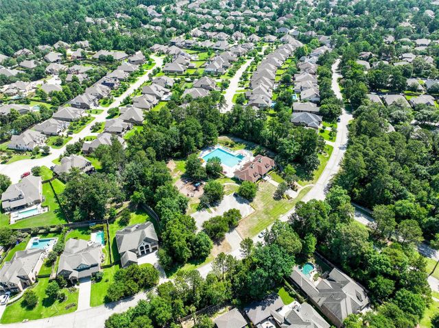 2024 W Yorkchase Lane, Conroe, TX 77304