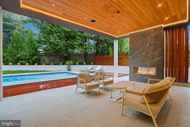 1803 DUMBARTON ST, Mclean, VA 22101