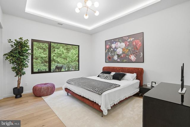 1803 DUMBARTON ST, Mclean, VA 22101