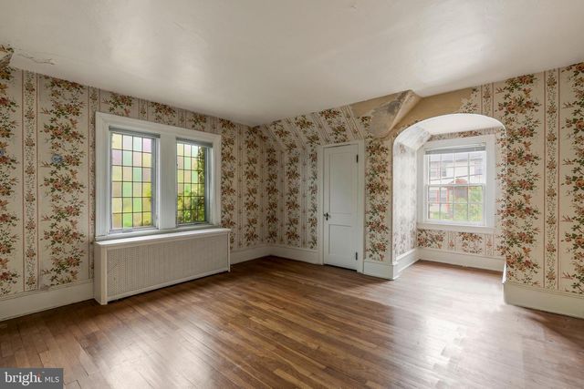 3 SHELBOURNE AVE, Trenton, NJ 08618