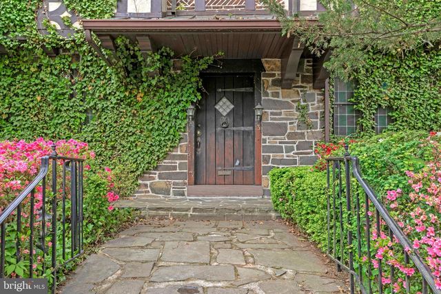 3 SHELBOURNE AVE, Trenton, NJ 08618