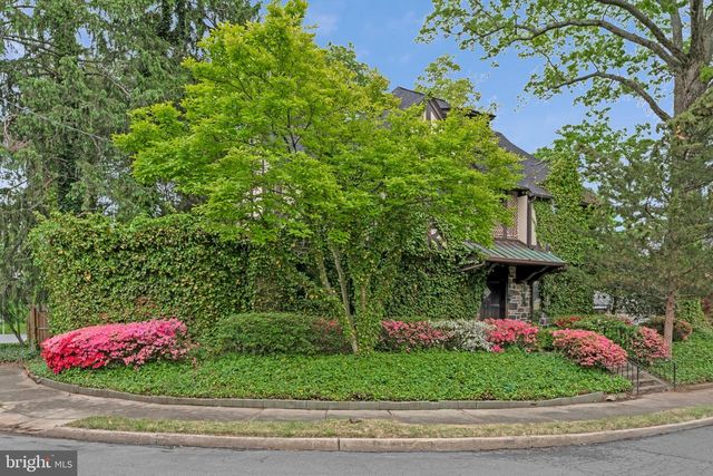 3 SHELBOURNE AVE, Trenton, NJ 08618