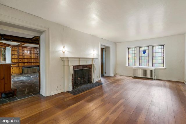 3 SHELBOURNE AVE, Trenton, NJ 08618