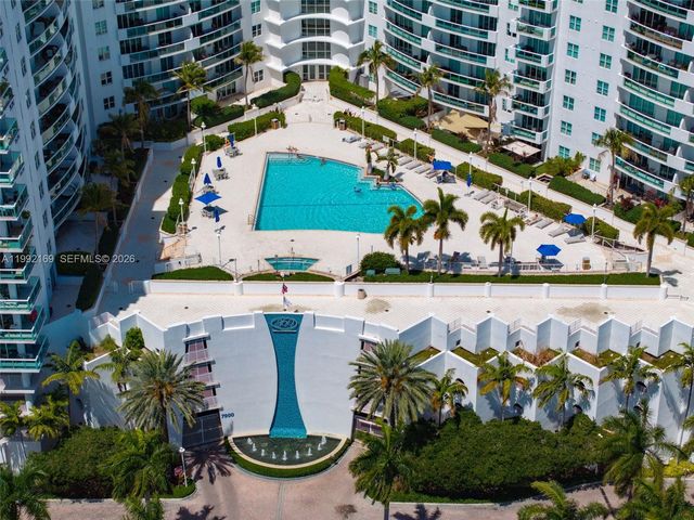 7918 Harbor Island Dr 311, North Bay Village, FL 33141