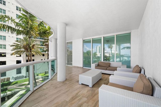 7918 Harbor Island Dr 311, North Bay Village, FL 33141