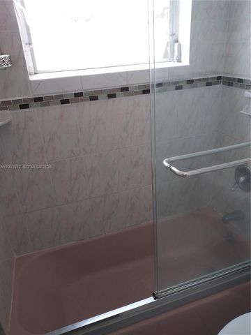 141 NE 10th Ave 29B, Hallandale Beach, FL 33009