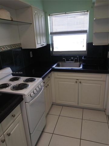 141 NE 10th Ave 29B, Hallandale Beach, FL 33009