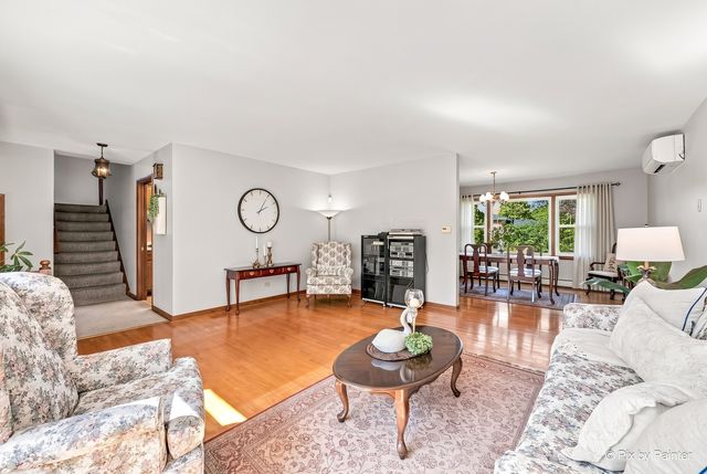 1512 190th Street, Homewood, IL 60430