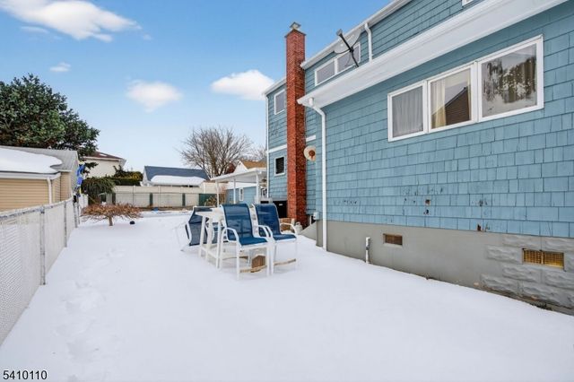 710 W Elm St, Linden City, NJ 07036