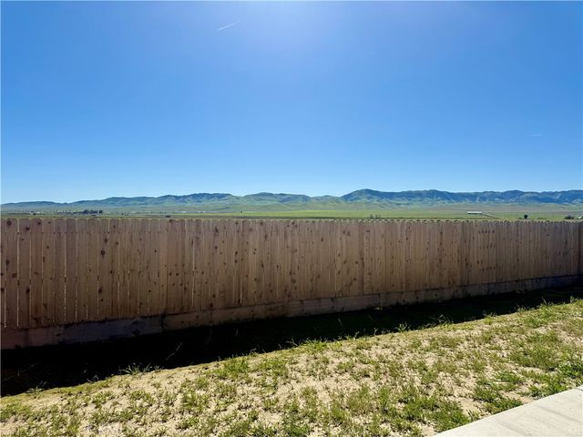 1200 Orange Street, Avenal, CA 93204