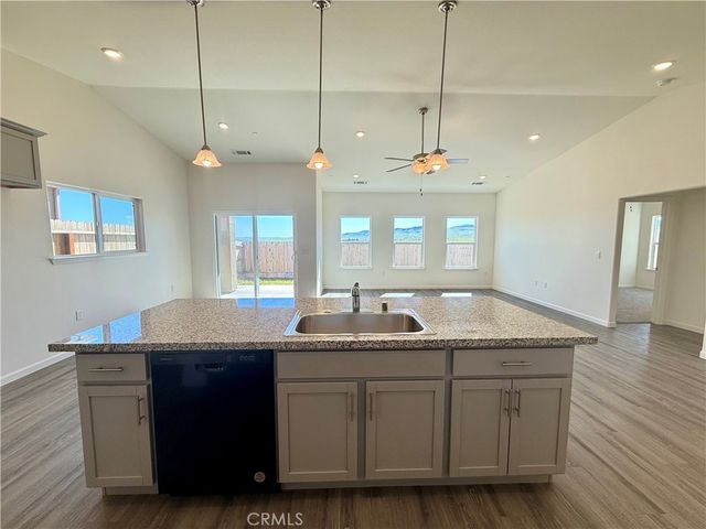 1200 Orange Street, Avenal, CA 93204