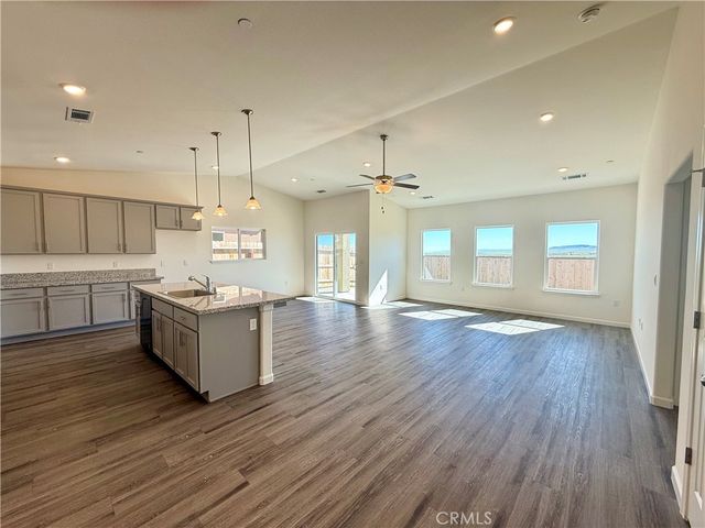 1200 Orange Street, Avenal, CA 93204