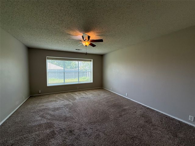 106 Oakhurst Drive, Seagoville, TX 75159