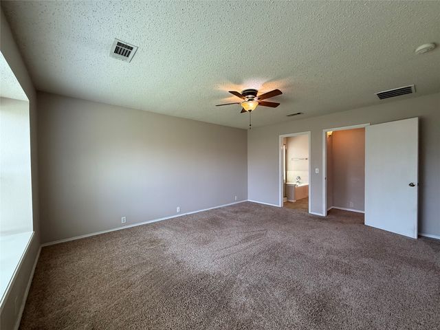 106 Oakhurst Drive, Seagoville, TX 75159
