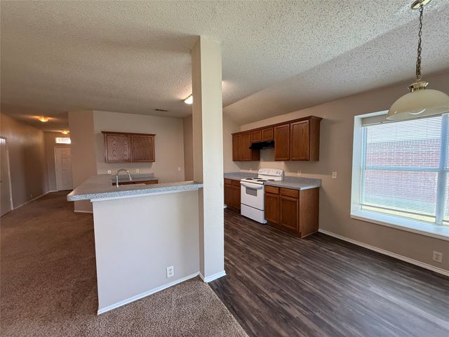 106 Oakhurst Drive, Seagoville, TX 75159