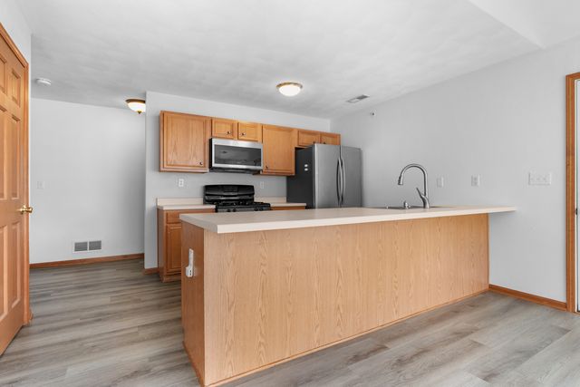 10161 Metalmark Lane 1, Roscoe, IL 61073