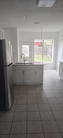 8344 Orleans Lane, Fort Worth, TX 76123