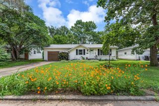 2556 S Westwood Avenue, Springfield, MO 65807