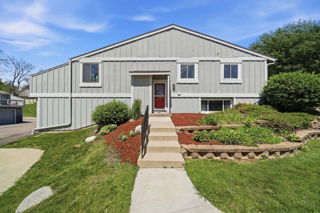 110972 Von Hertzen Circle, Chaska, MN 55318