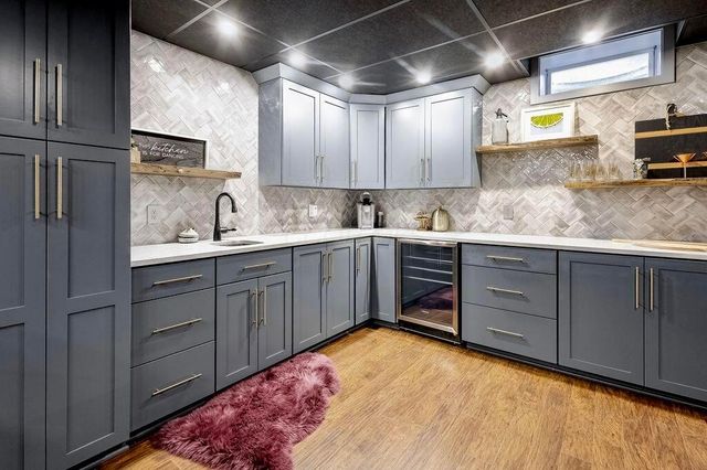 1436 Greenbrier Drive, Mount Vernon, OH 43050