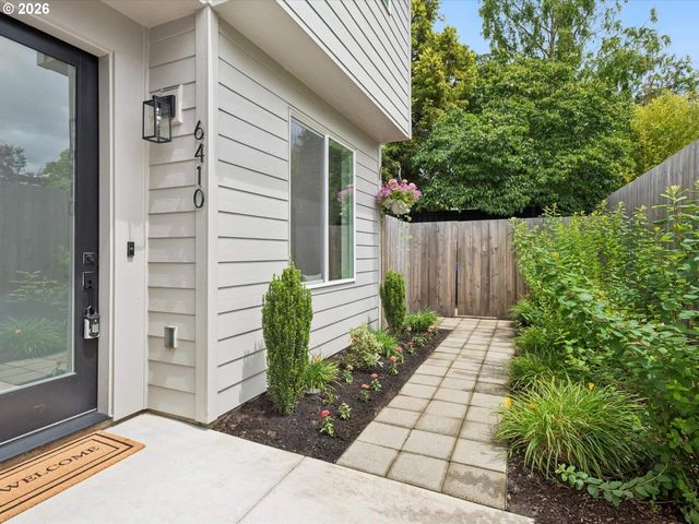 6410 N BURRAGE Ave, Portland, OR 97217