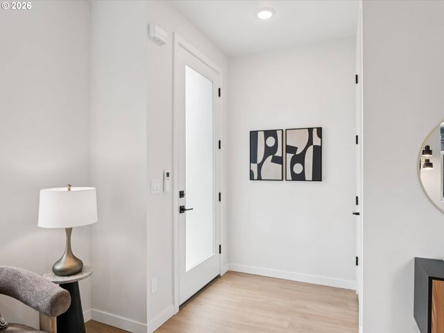 6410 N BURRAGE Ave, Portland, OR 97217
