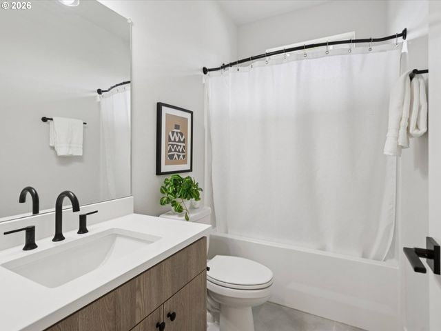 6410 N BURRAGE Ave, Portland, OR 97217