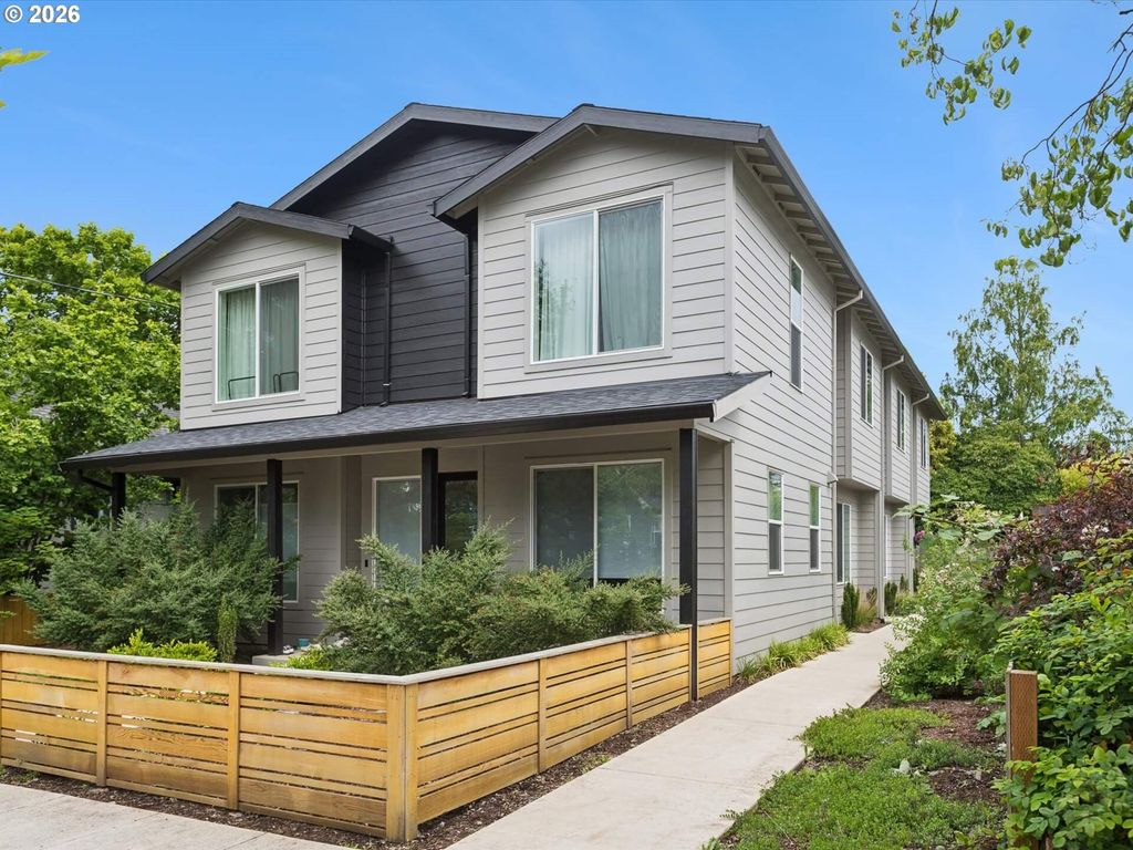 6410 N BURRAGE Ave, Portland, OR 97217