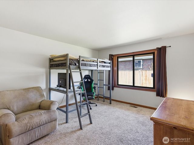 1417 Maple Street, Sumner, WA 98390