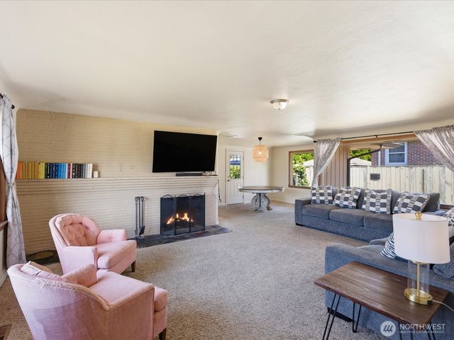 1417 Maple Street, Sumner, WA 98390