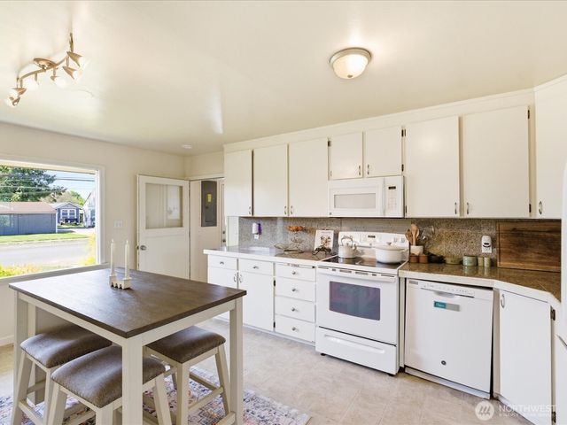 1417 Maple Street, Sumner, WA 98390