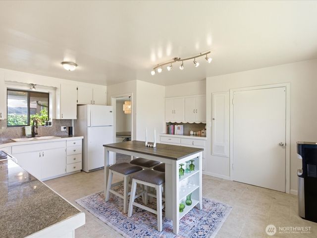 1417 Maple Street, Sumner, WA 98390