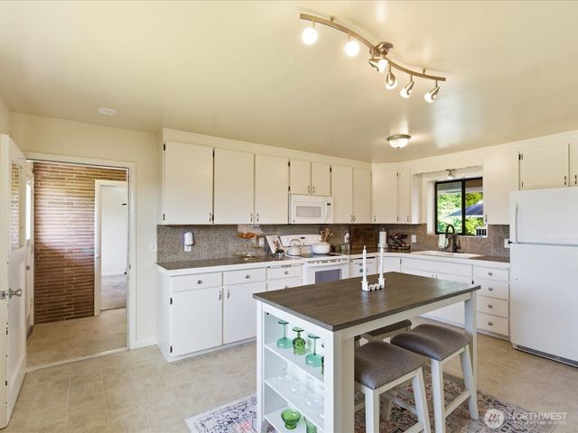 1417 Maple Street, Sumner, WA 98390