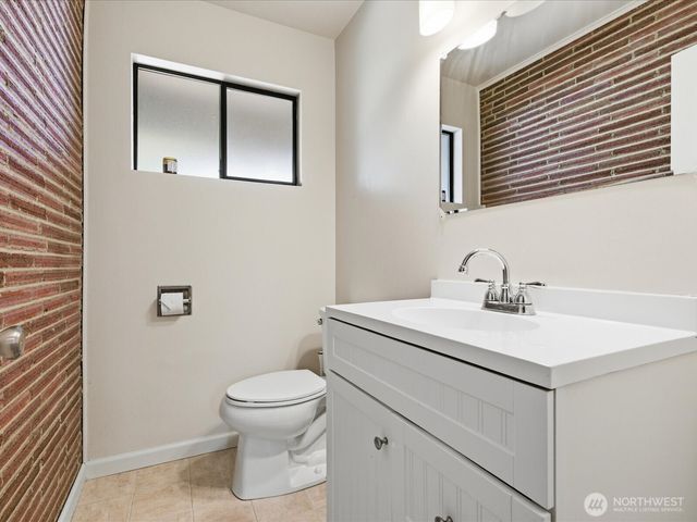 1417 Maple Street, Sumner, WA 98390