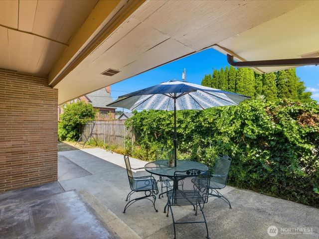 1417 Maple Street, Sumner, WA 98390