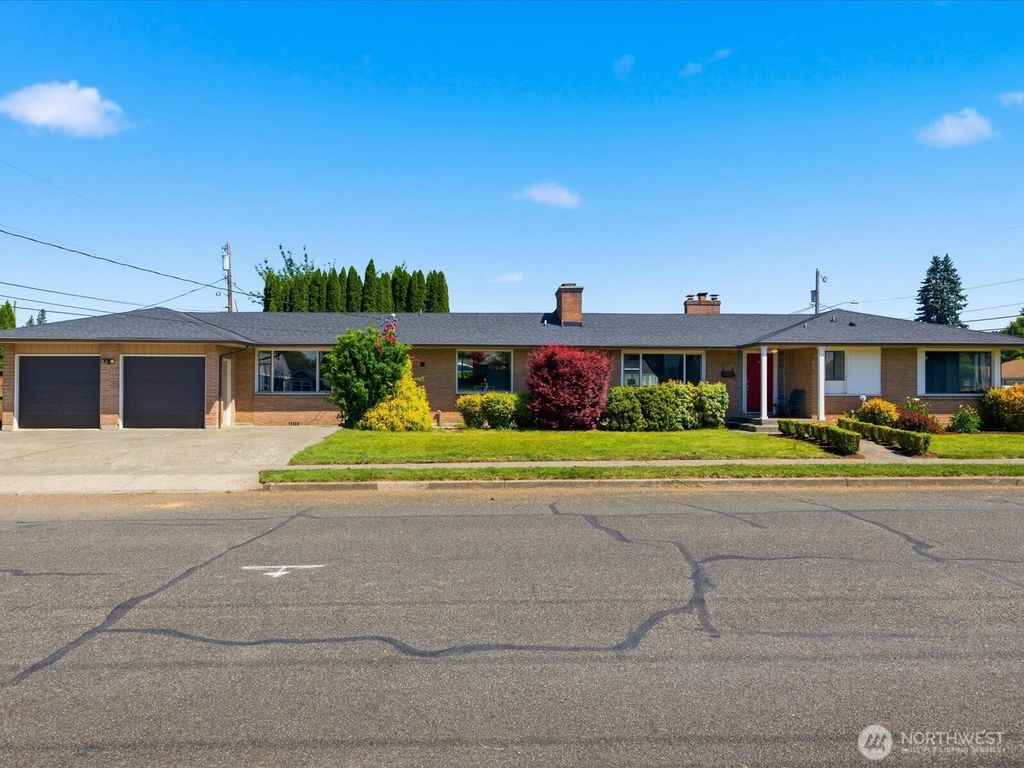 1417 Maple Street, Sumner, WA 98390
