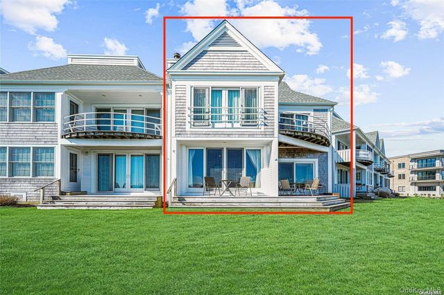 40 Stirling Cove, Greenport, NY 11944