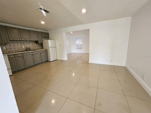6004 FORTUNE PLACE, Apollo Beach, FL 33572