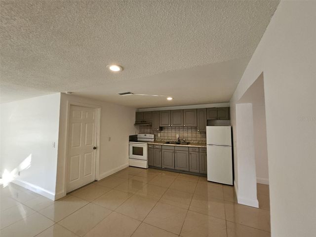 6004 FORTUNE PLACE, Apollo Beach, FL 33572